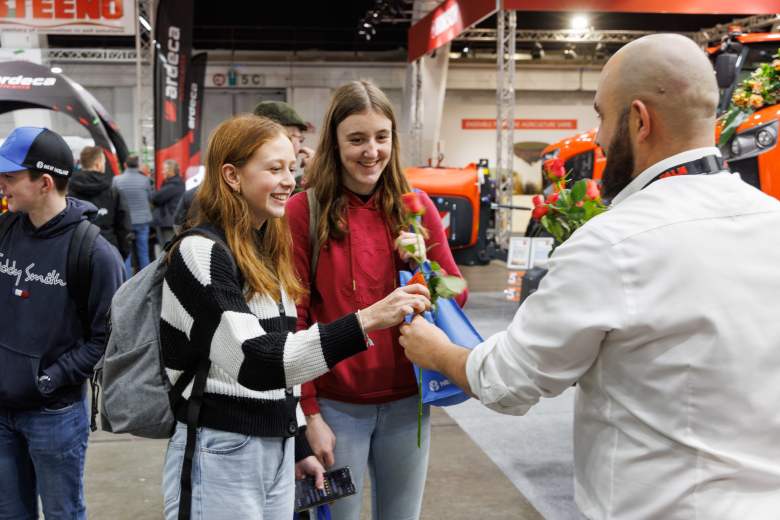 ladies-day-strong-women-stronger-fields